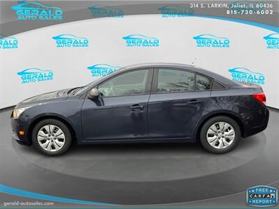 2014 Chevrolet Cruze LS Auto  35 MPG - Photo 3 - Joliet, IL 60436