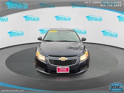 2014 Chevrolet Cruze LS Auto  35 MPG - Photo 2 - Joliet, IL 60436