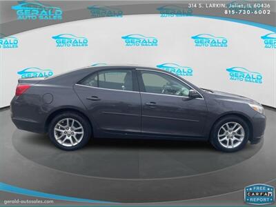 2013 Chevrolet Malibu LT  34 MPG - Photo 5 - Joliet, IL 60436