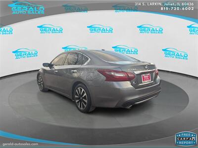 2018 Nissan Altima 2.5 SV  38 MPG - Photo 8 - Joliet, IL 60436