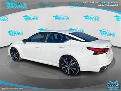 2022 Nissan Altima 2.5 SR   - Photo 8 - Joliet, IL 60436