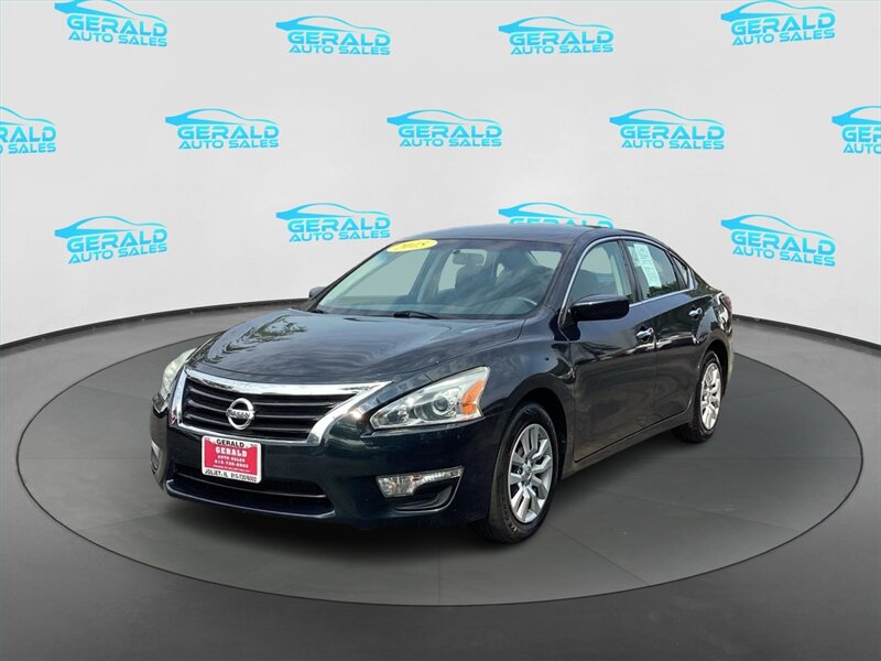 Super Black 2015 Nissan Altima Sedan Front-Wheel Drive Automatic