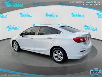 2017 Chevrolet Cruze LT Auto  40 MPG - Photo 8 - Joliet, IL 60436