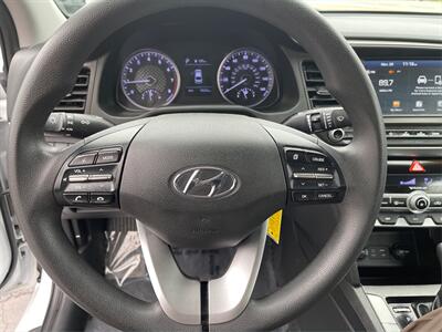 2020 Hyundai ELANTRA SEL  40 MPG - Photo 16 - Joliet, IL 60436