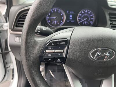 2020 Hyundai ELANTRA SEL  40 MPG - Photo 23 - Joliet, IL 60436