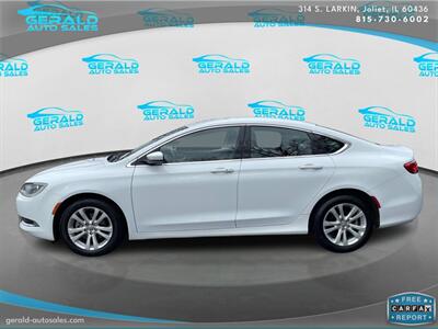 2017 Chrysler 200 Limited Platinum  36 MPG - Photo 3 - Joliet, IL 60436