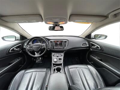 2017 Chrysler 200 Limited Platinum  36 MPG - Photo 20 - Joliet, IL 60436