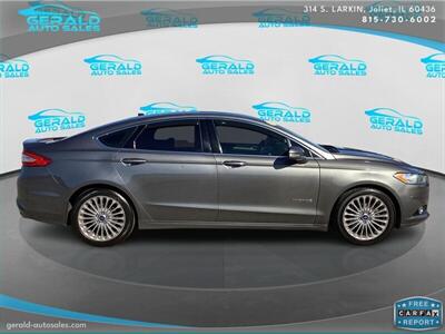 2014 Ford Fusion Hybrid Titanium  41 MPG - Photo 5 - Joliet, IL 60436