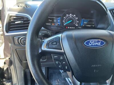 2022 Ford Edge SEL  28 MPG - Photo 26 - Joliet, IL 60436