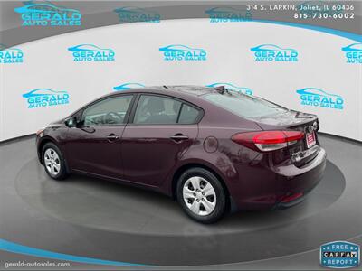 2018 Kia Forte LX  37 MPG - Photo 8 - Joliet, IL 60436