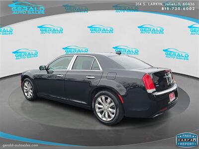 2017 Chrysler 300 C  27 MPG - Photo 8 - Joliet, IL 60436