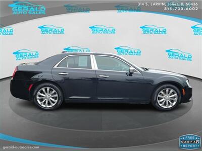 2017 Chrysler 300 C  27 MPG - Photo 5 - Joliet, IL 60436