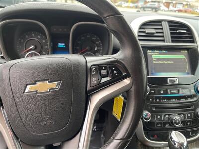 2014 Chevrolet Malibu LT  30 MPG - Photo 25 - Joliet, IL 60436