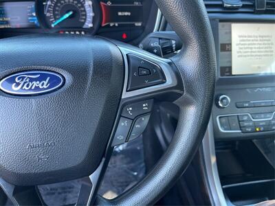 2020 Ford Fusion SE  29 MPG - Photo 26 - Joliet, IL 60436