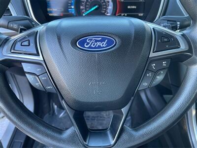 2020 Ford Fusion SE  29 MPG - Photo 16 - Joliet, IL 60436