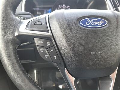 2020 Ford Edge SEL  28 MPG - Photo 25 - Joliet, IL 60436