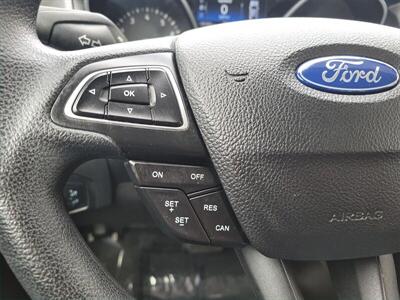 2016 Ford Focus SE  36 MPG - Photo 22 - Joliet, IL 60436