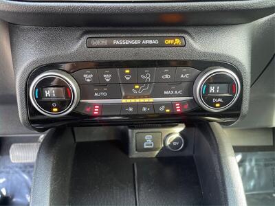 2021 Ford Escape SEL  31 MPG - Photo 32 - Joliet, IL 60436