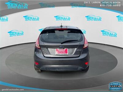 2019 Ford Fiesta SE  35 MPG - Photo 4 - Joliet, IL 60436