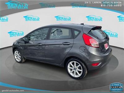 2019 Ford Fiesta SE  35 MPG - Photo 8 - Joliet, IL 60436