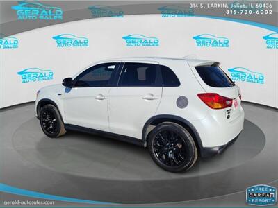 2017 Mitsubishi Outlander Sport ES  29 MPG - Photo 8 - Joliet, IL 60436