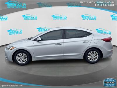 2017 Hyundai ELANTRA SE  38 MPG - Photo 3 - Joliet, IL 60436