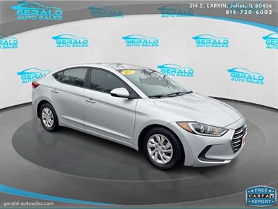 2017 Hyundai ELANTRA SE  38 MPG - Photo 9 - Joliet, IL 60436