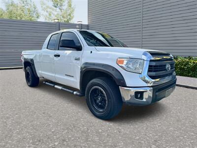 2015 Toyota Tundra SR5   - Photo 2 - Winnetka, CA 91306