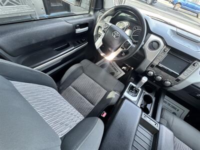 2015 Toyota Tundra SR5   - Photo 14 - Winnetka, CA 91306