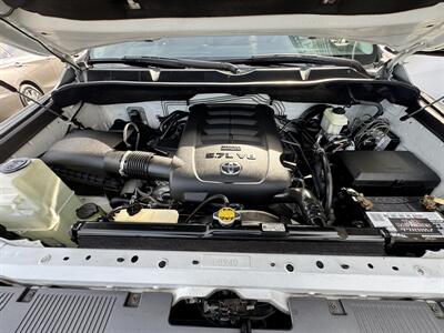 2015 Toyota Tundra SR5   - Photo 24 - Winnetka, CA 91306