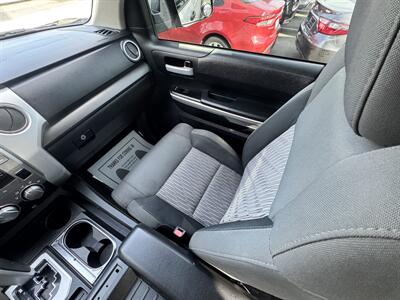 2015 Toyota Tundra SR5   - Photo 13 - Winnetka, CA 91306