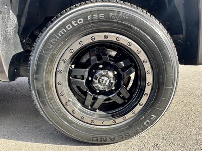 2015 Toyota Tundra SR5   - Photo 17 - Winnetka, CA 91306
