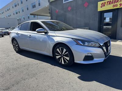 2022 Nissan Altima 2.5 SV   - Photo 3 - Winnetka, CA 91306