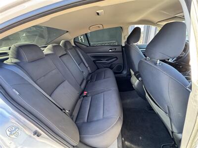 2022 Nissan Altima 2.5 SV   - Photo 19 - Winnetka, CA 91306
