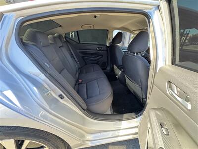 2022 Nissan Altima 2.5 SV   - Photo 20 - Winnetka, CA 91306