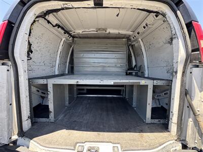 2014 Chevrolet Express 2500   - Photo 9 - Winnetka, CA 91306