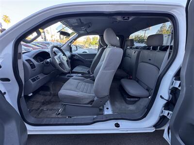 2016 Nissan Frontier S   - Photo 6 - Winnetka, CA 91306