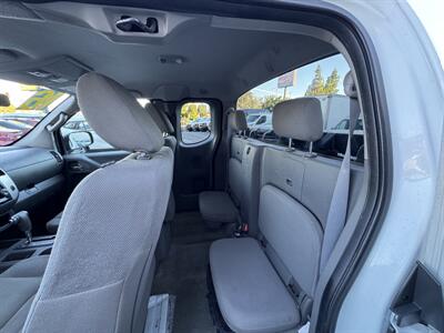 2016 Nissan Frontier S   - Photo 8 - Winnetka, CA 91306