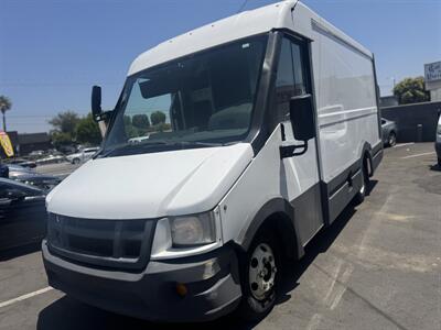 2014 ISUZU NPR IMCOMPLETE CHASIS   - Photo 2 - Winnetka, CA 91306