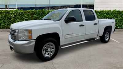 2013 Chevrolet Silverado 1500 LS - Photo 2 - Winnetka, CA 91306