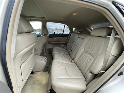 2004 Lexus RX   - Photo 15 - Winnetka, CA 91306