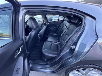 2016 Mazda Mazda3 s Grand Touring  Spañol (818) 288-3783 Antonio - Photo 12 - Winnetka, CA 91306