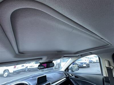 2016 Mazda Mazda3 s Grand Touring  Spañol (818) 288-3783 Antonio - Photo 17 - Winnetka, CA 91306