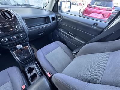 2017 Jeep Patriot Sport   - Photo 16 - Winnetka, CA 91306