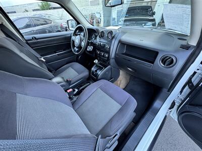 2017 Jeep Patriot Sport   - Photo 7 - Winnetka, CA 91306