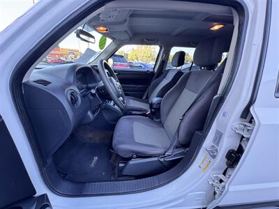 2017 Jeep Patriot Sport   - Photo 23 - Winnetka, CA 91306