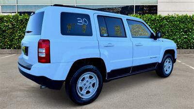 2017 Jeep Patriot Sport   - Photo 6 - Winnetka, CA 91306