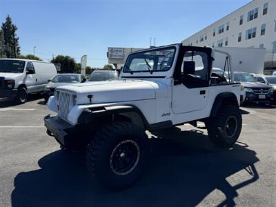 1992 Jeep Wrangler   - Photo 4 - Winnetka, CA 91306