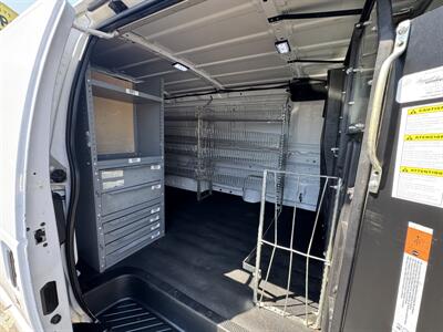 2014 Ford E-150   - Photo 20 - Winnetka, CA 91306