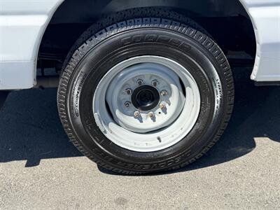 2014 Ford E-150   - Photo 5 - Winnetka, CA 91306